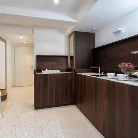 Italiahaus - Ca' Olivo Loft With Canal View In Rialto *