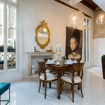 Apartment Italiahaus - Ca' Olivo Loft With Canal View In Rialto *