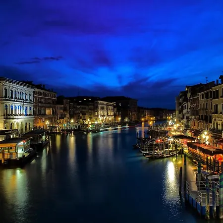 Apartment Italiahaus - Ca' Olivo Loft With Canal View In Rialto *
