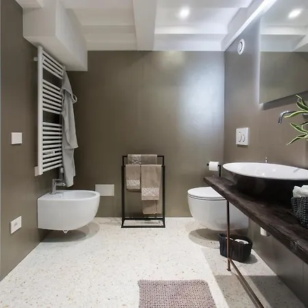 Italiahaus - Ca' Olivo Loft With Canal View In Rialto Apartment Venice